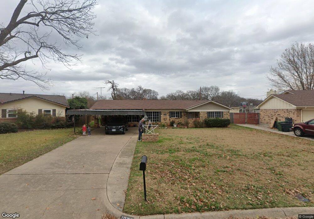 1028 Barbara Ann Dr, Hurst, TX 76053 - photo 1