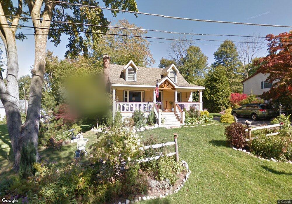 106 Friends Rd, Yorktown Heights, NY 10598 - photo 1