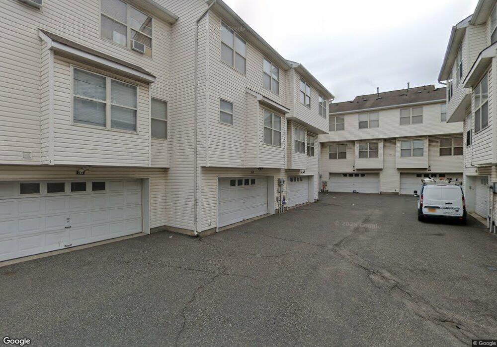 760 Harbortown Blvd unit 760, Perth Amboy, NJ 08861 - photo 1