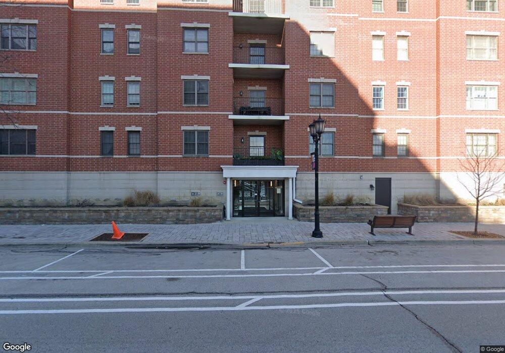 Market Square unit PSB35, Elmhurst, IL 60126 - photo 1