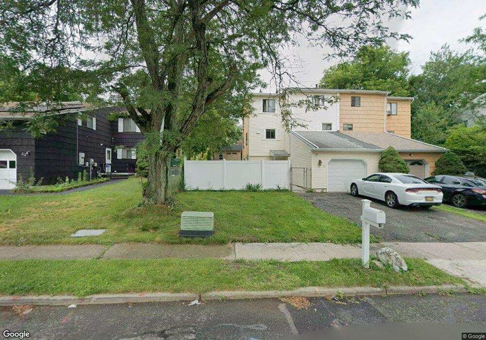 31 Albacon Rd, Nanuet, NY 10954 - photo 1