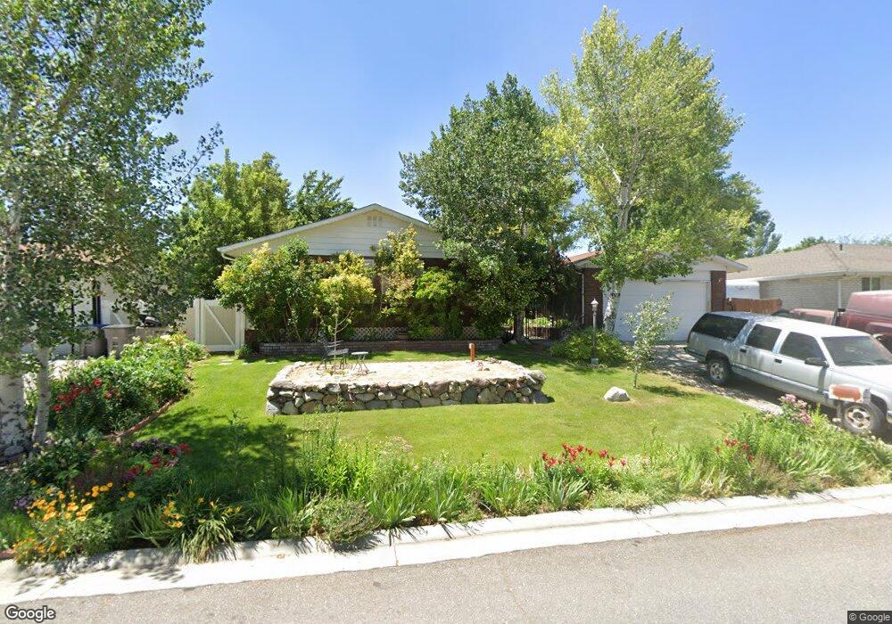 9658 S Stonehaven St, South Jordan, UT 84095 - photo 1