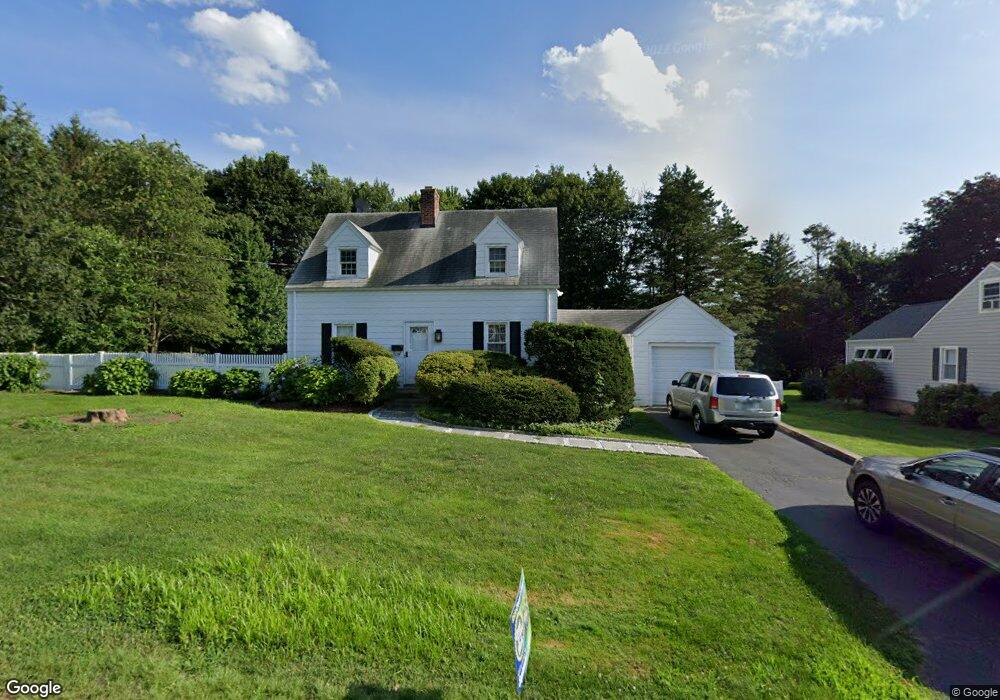 125 Killian Ave, Trumbull, CT 06611 - photo 1