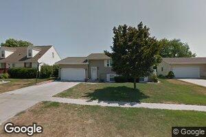 797 Hillside Dr, Wayne, NE 68787