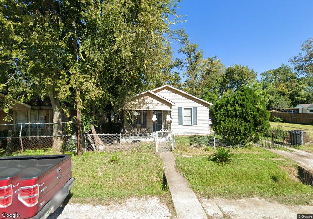 3923 Lumber Ln, Houston, TX 77016 - photo 1