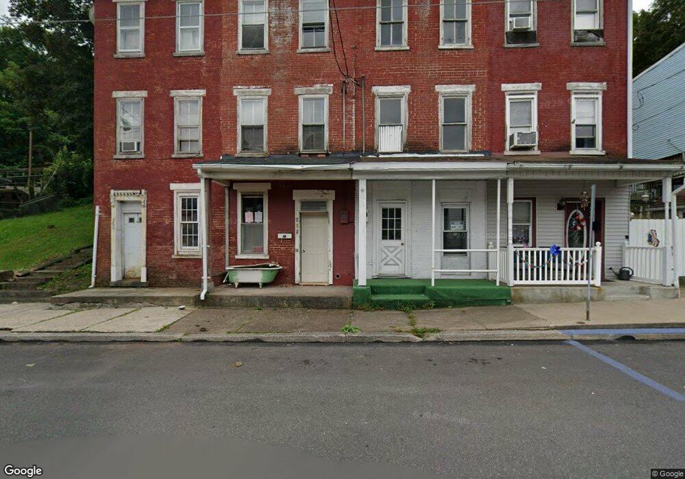 702 Walnut St, Ashland, PA 17921 - photo 1