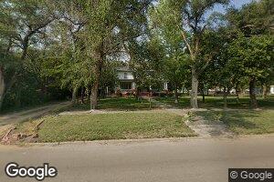 817 W 4th Ave, Red Cloud, NE 68970