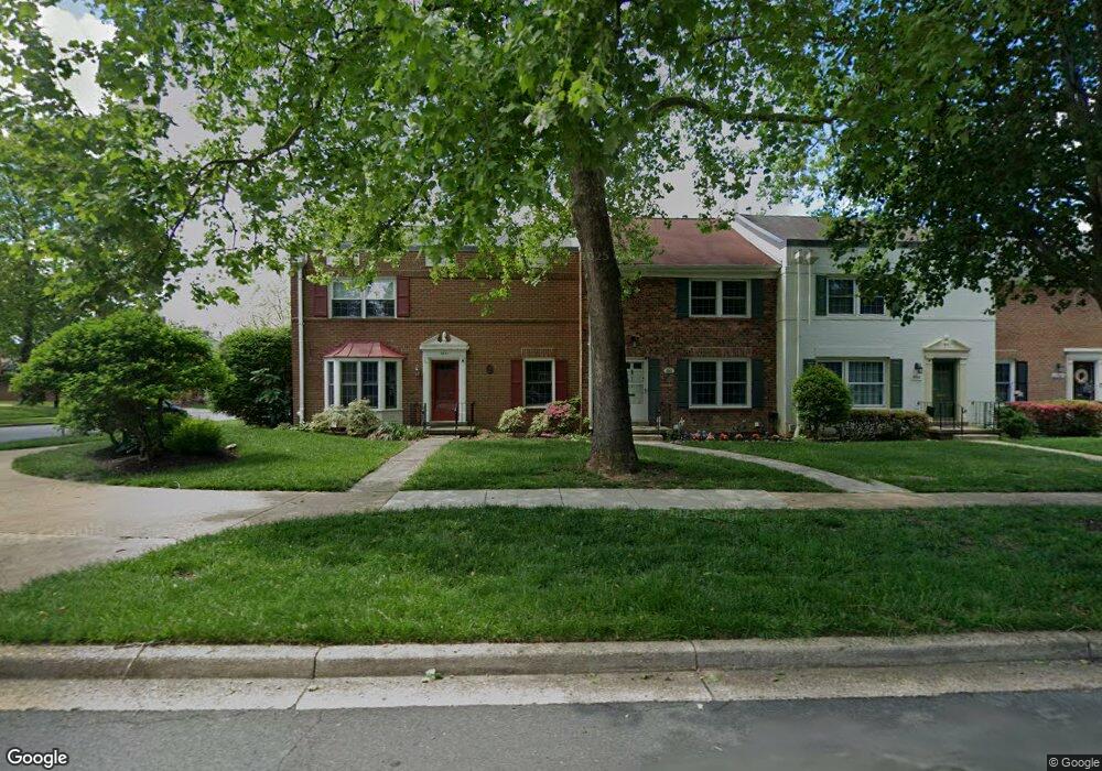 8343 Forrester Blvd, Springfield, VA 22152 - photo 1