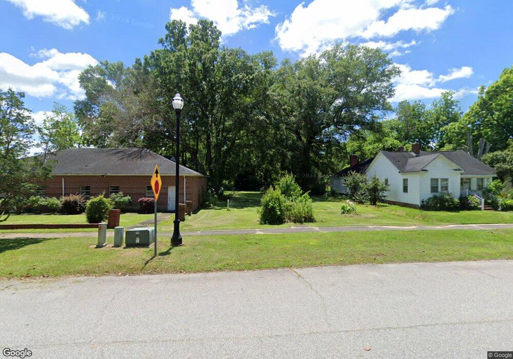 709 Rutledge St, Camden, SC 29020 - photo 1