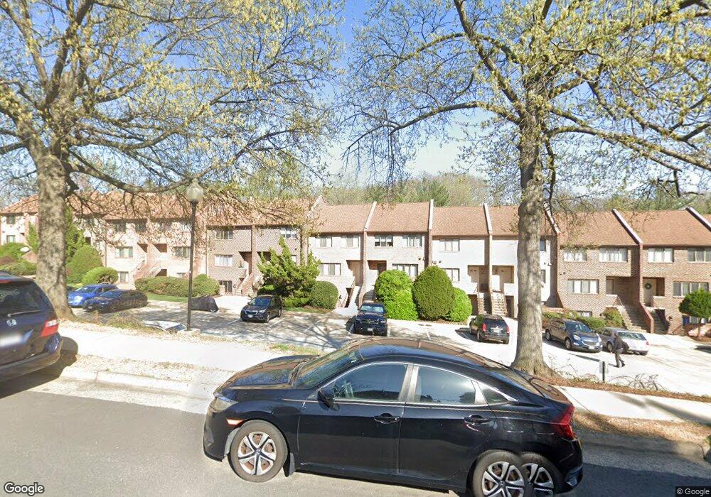 3727 Madison Ln unit B, Falls Church, VA 22041 - photo 1