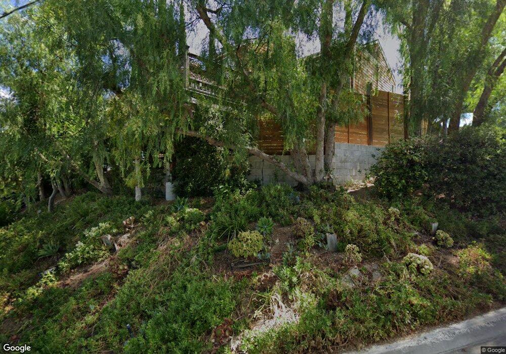 4865 Alatar Dr, Woodland Hills, CA 91364 - photo 1