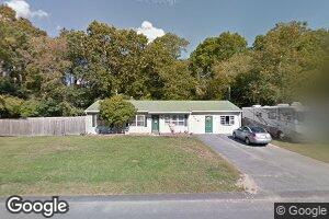 45 Meadowood Dr, South Dartmouth, MA 02748