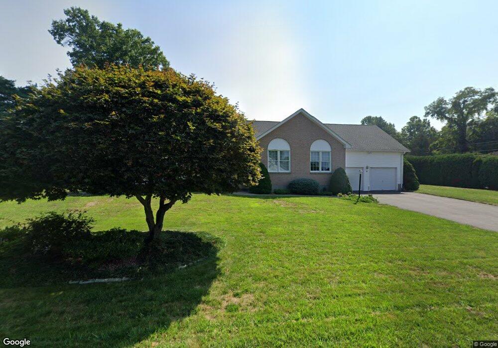 10 Victory Ln, Wethersfield, CT 06109 - photo 1