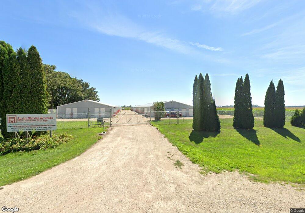 3615 W Oakland Ave, Austin, MN 55912 - photo 1