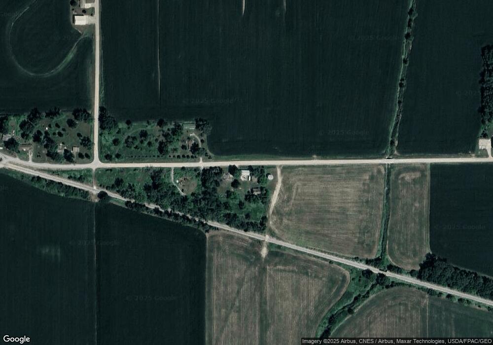 5883 S 36th Ave W, Newton, IA 50208 - photo 1