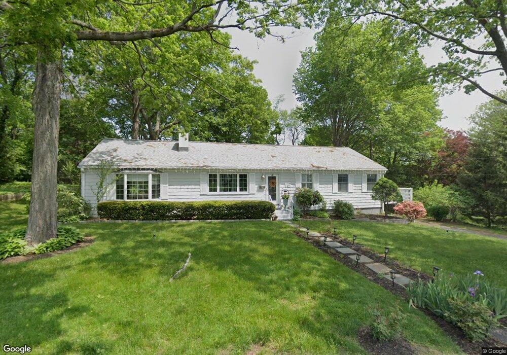 15 Palisade Ave, Trumbull, CT 06611 - photo 1