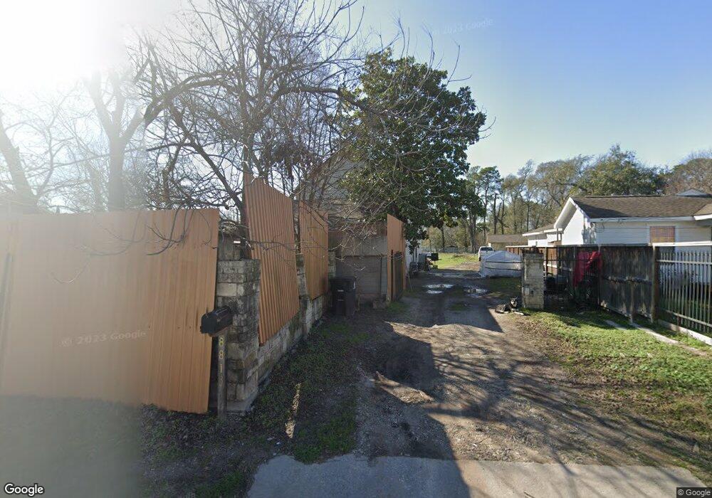 8813 W Hardy Rd, Houston, TX 77022 - photo 1