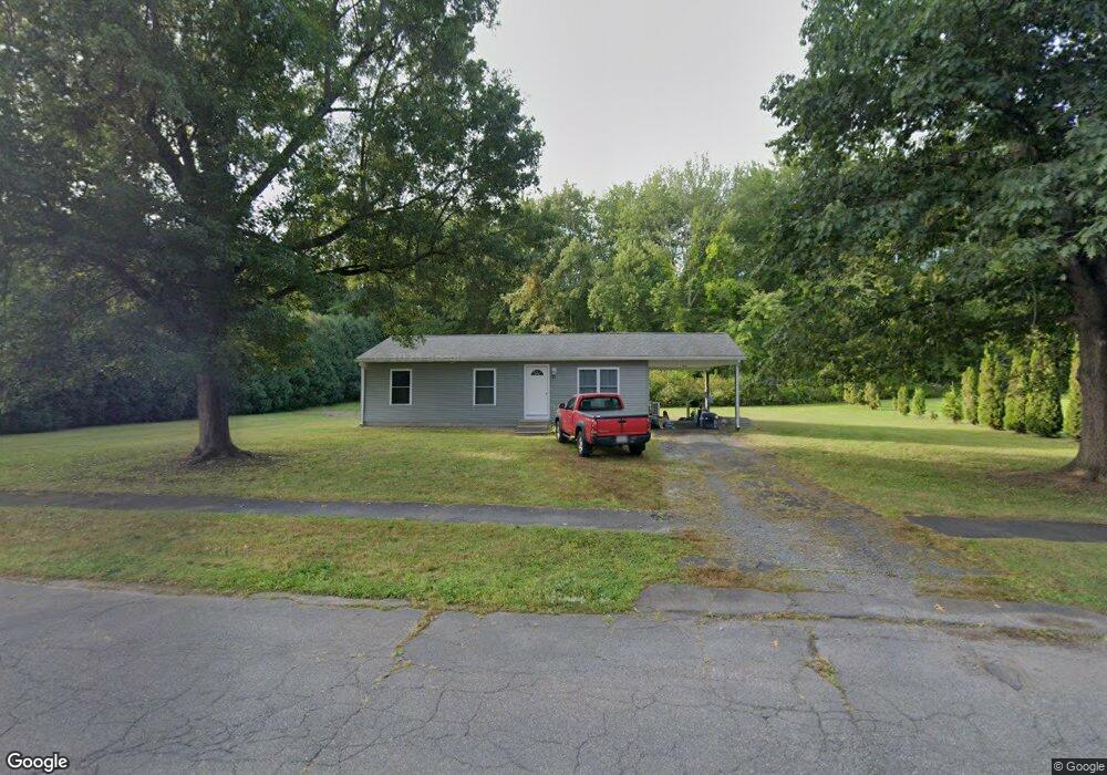 72 Longmeadow Dr, Amherst, MA 01002 - photo 1