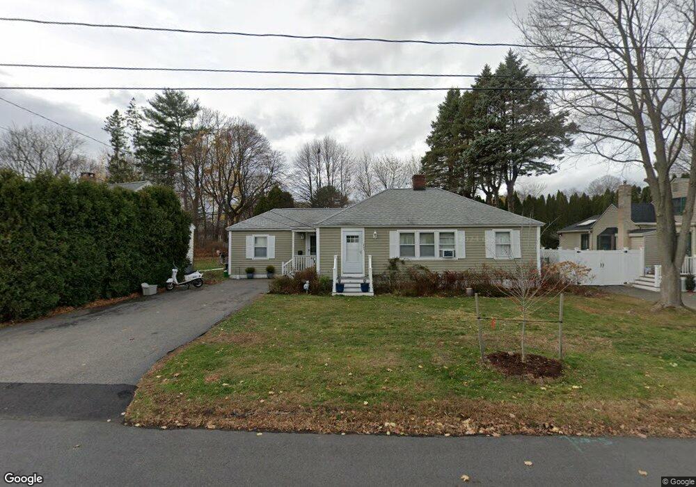 265 Colonial Dr, Portsmouth, NH 03801 - photo 1