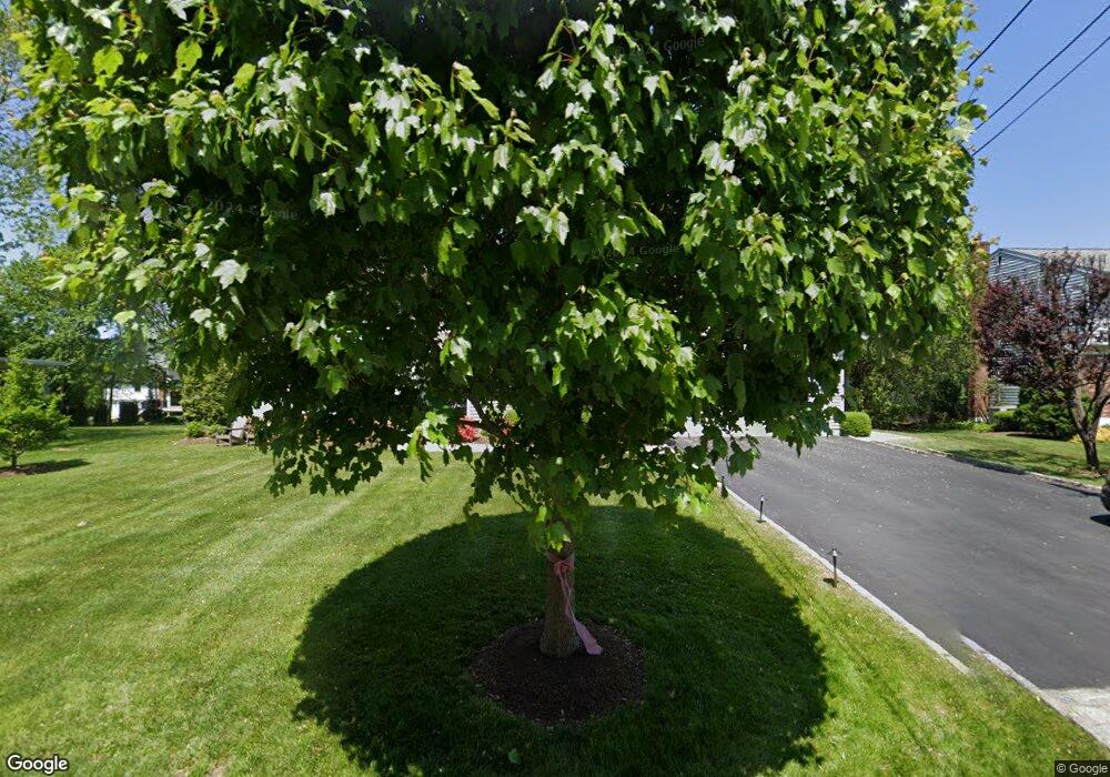 14 Holly Ln, Rye Brook, NY 10573 - photo 1