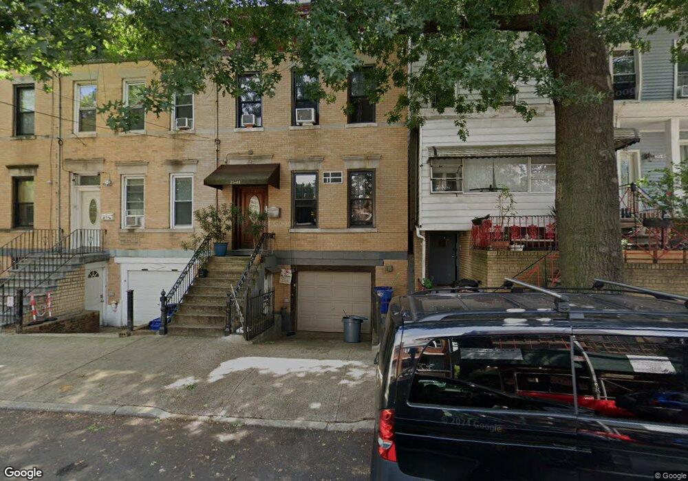 2541 36th St, Astoria, NY 11103 - photo 1