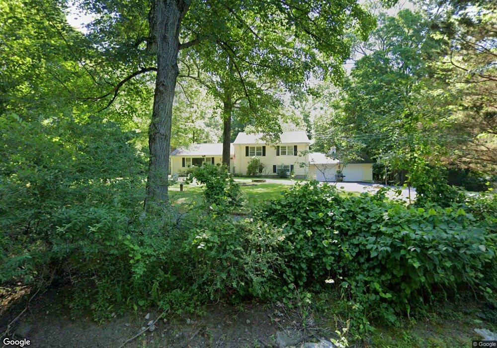 635 River Rd, Cos Cob, CT 06807 - photo 1