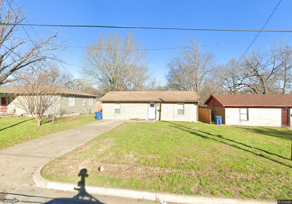 1528 W 6th Ave, Corsicana, TX 75110 - photo 1