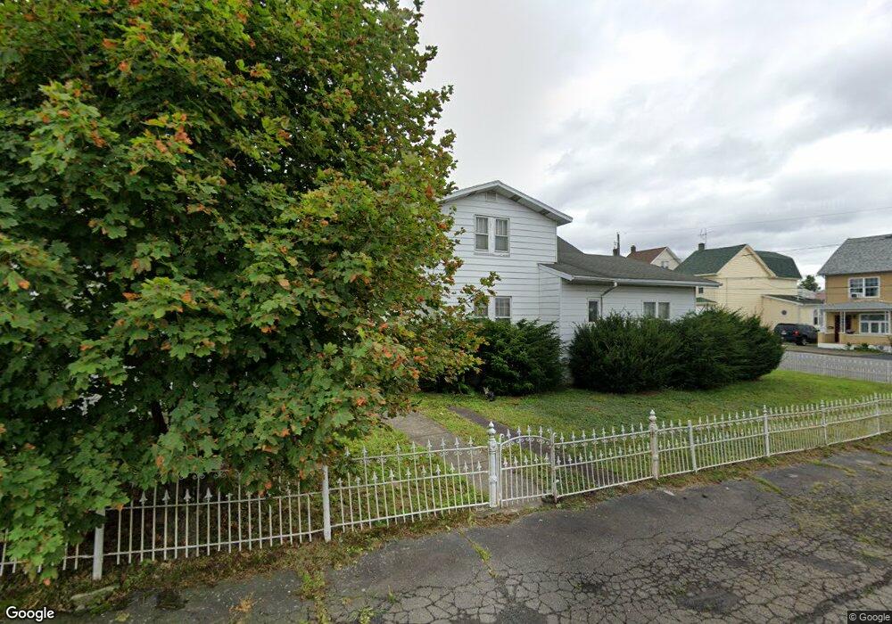 697 Hayes St, Hazleton, PA 18201 - photo 1