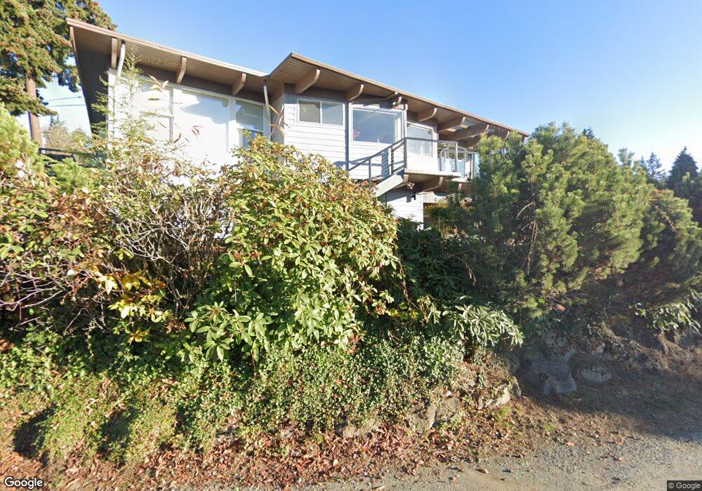 10 Maple Ln, Mercer Island, WA 98040 - photo 1