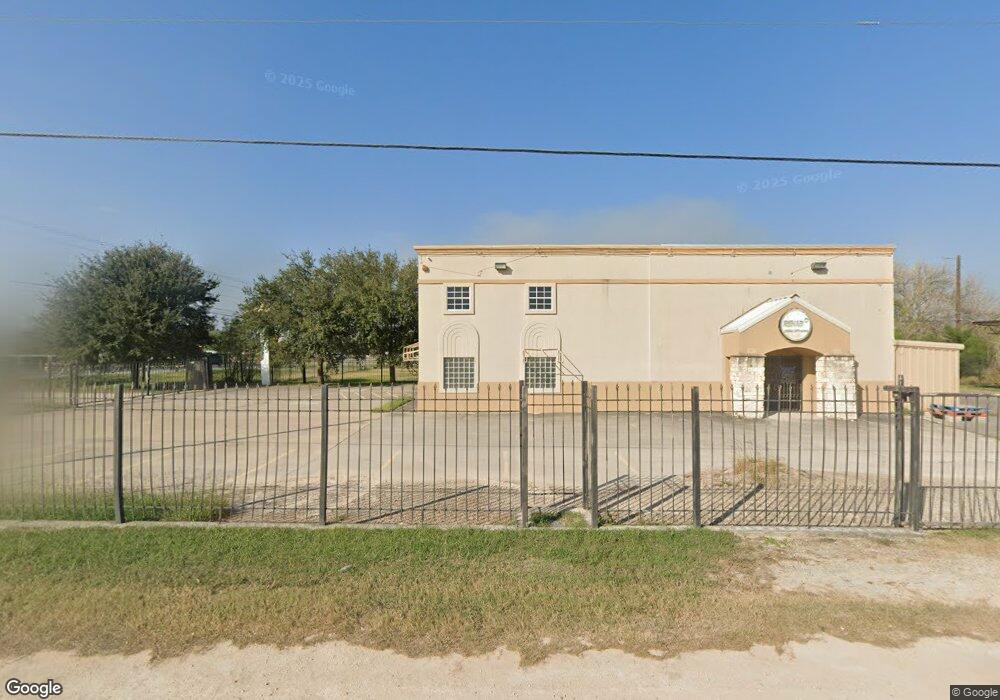 2113 E Sioux Rd, Donna, TX 78537 - photo 1