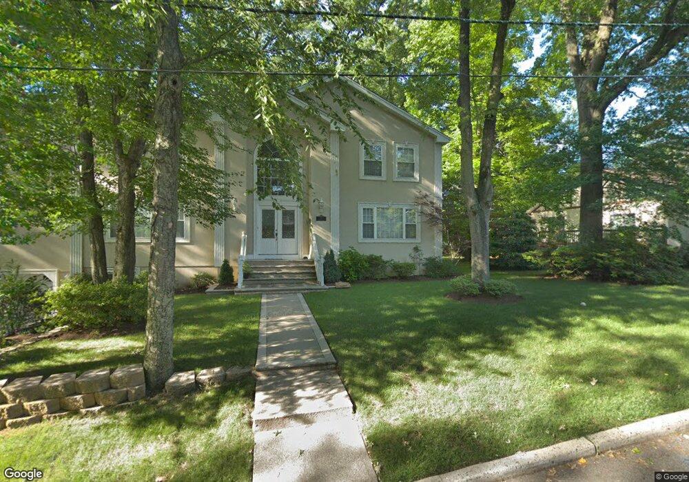 131 Howland Ave, Paramus, NJ 07652 - photo 1