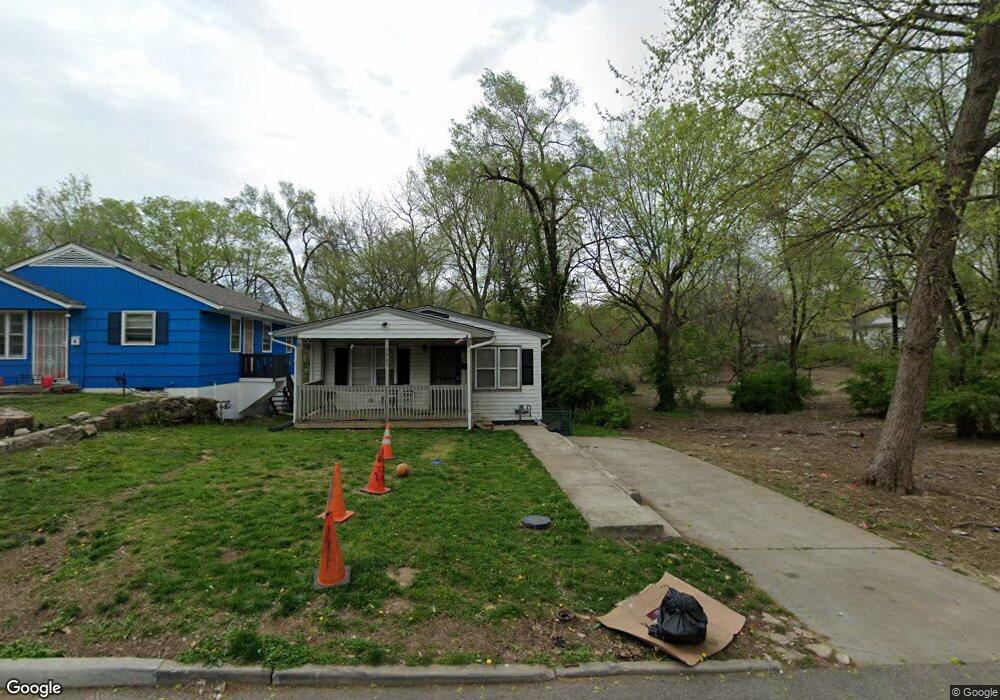 6909 Bellefontaine Ave, Kansas City, MO 64132 - photo 1