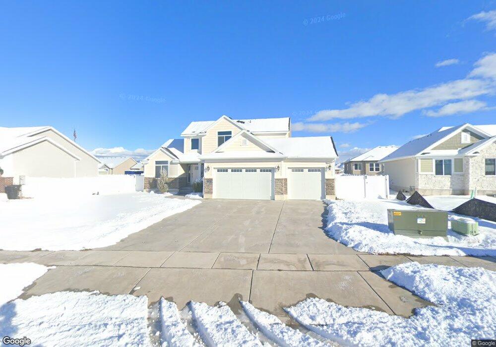 2226 N 3650 W, Clinton, UT 84015 - photo 1