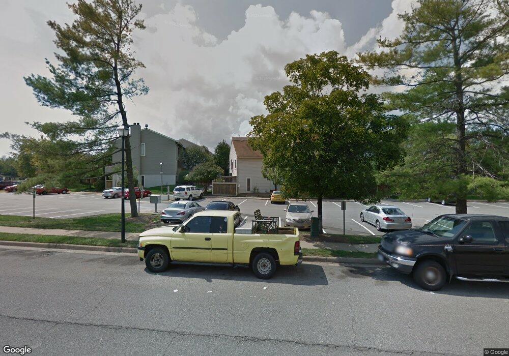 5760 Village Green Dr unit 9, Alexandria, VA 22309 - photo 1