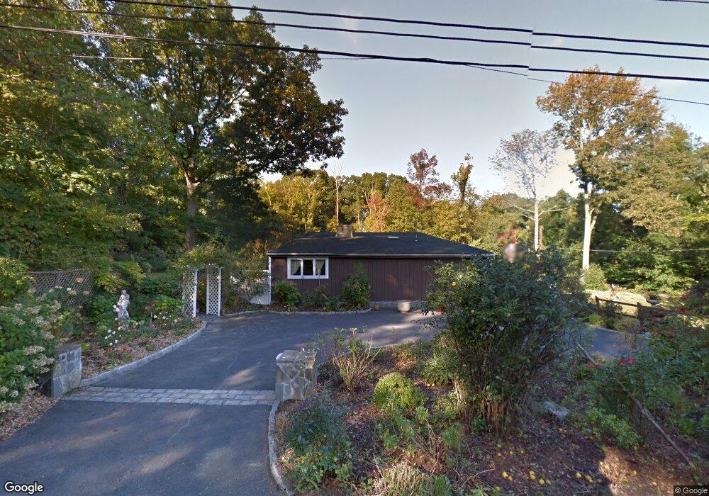 37 N 1st St, Cortlandt Manor, NY 10567 - photo 1