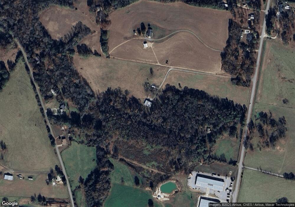 1196 Wildcat Bridge Rd, Royston, GA 30662 - photo 1