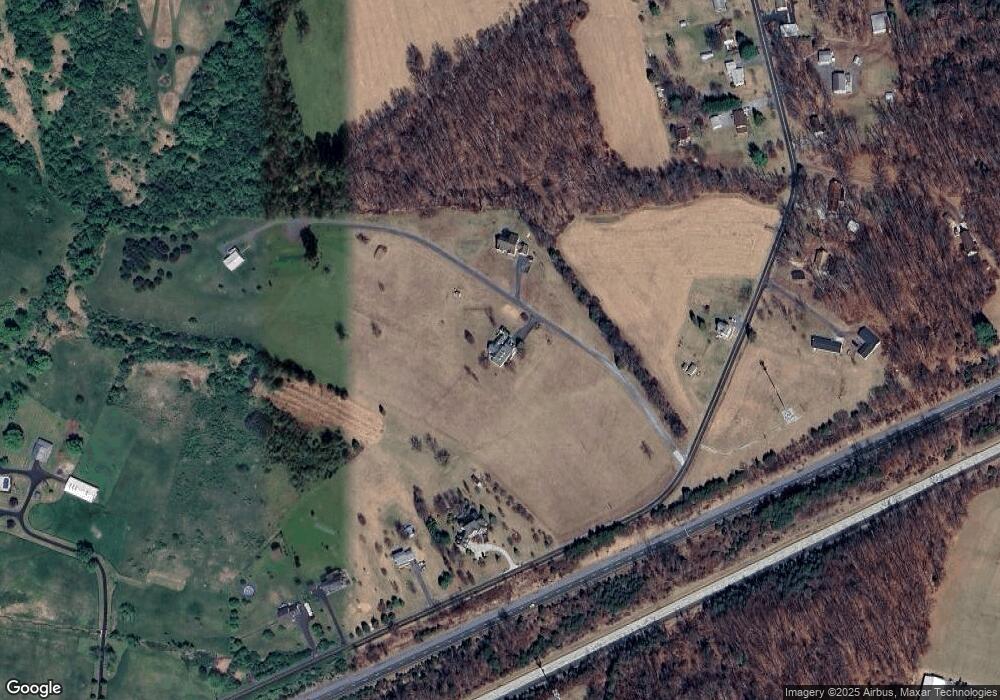 571 Ridge Rd unit 6, Gettysburg, PA 17325 - photo 1