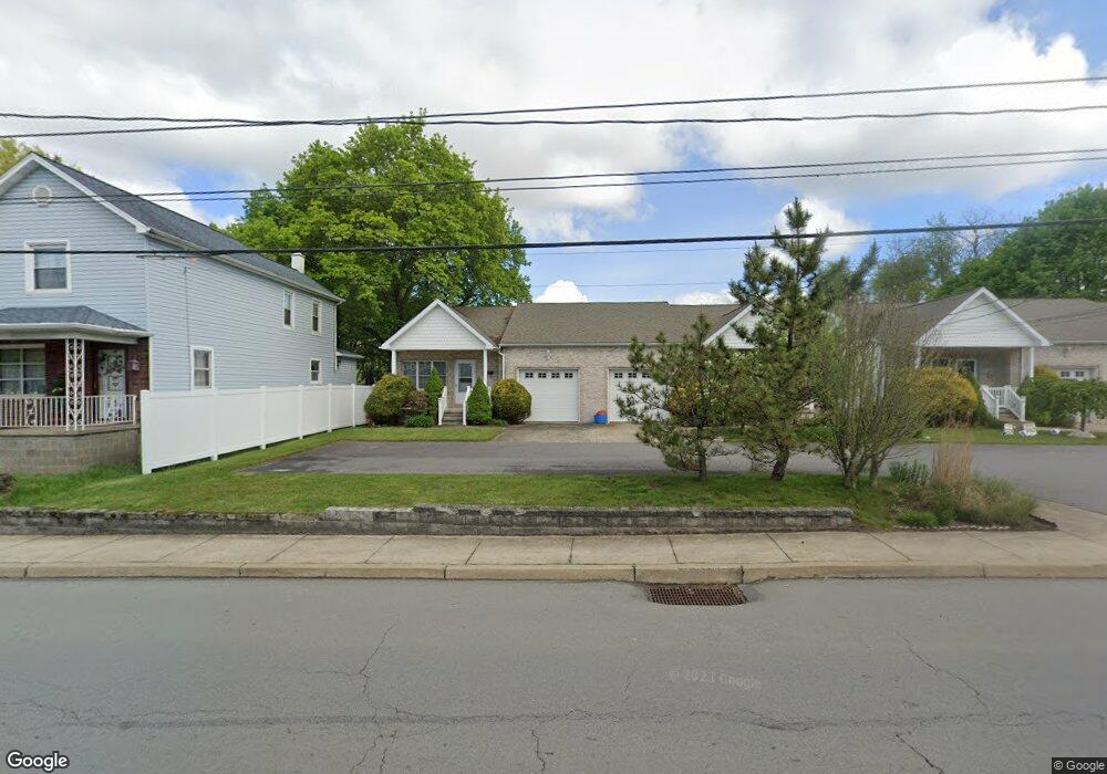 441 N Main St, Taylor, PA 18517 - photo 1