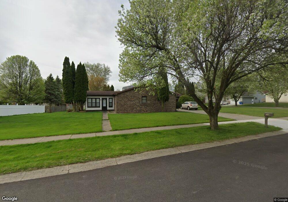 750 Clover Ln, Crown Point, IN 46307 - photo 1