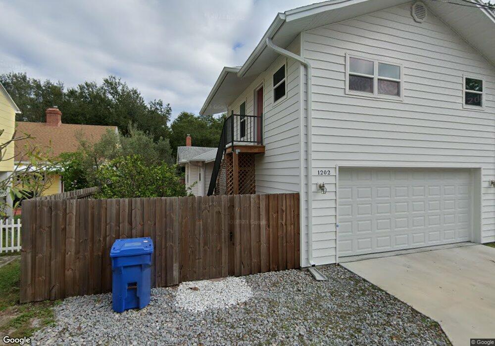 1202 12th St N, Saint Petersburg, FL 33705 - photo 1