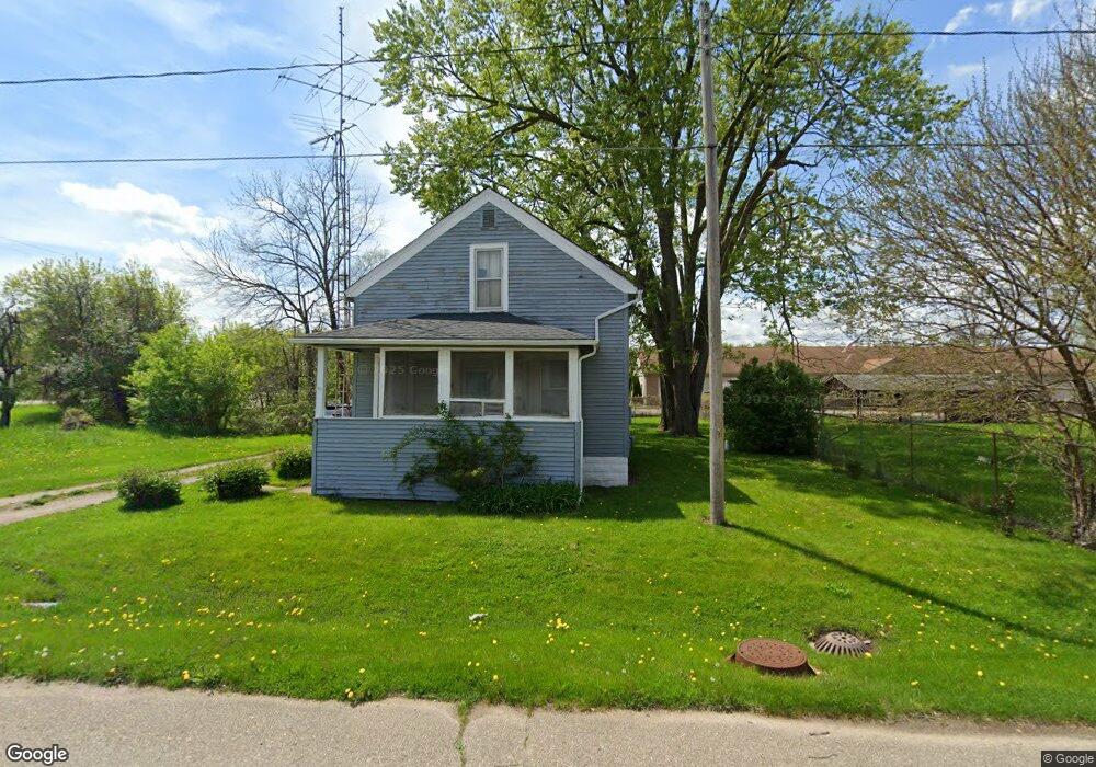 1624 Eberly Rd, Flint, MI 48532 - photo 1