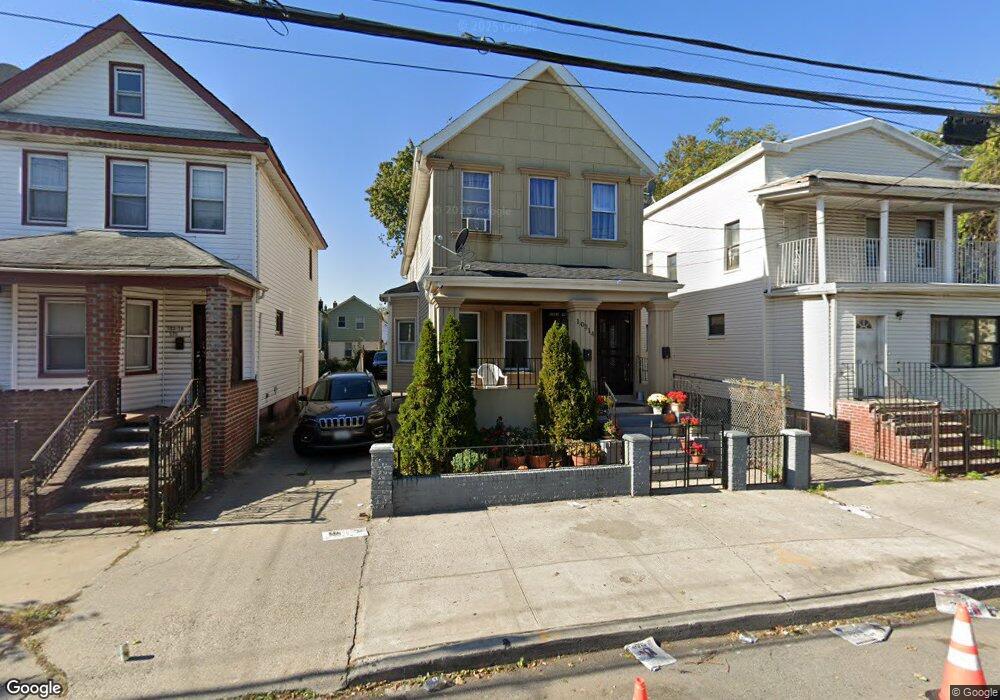 10314 171st St, Jamaica, NY 11433 - photo 1