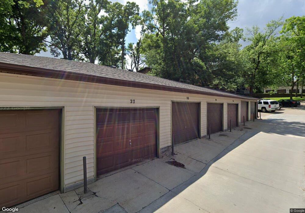 1319 Sierra Dr NE unit 8, Cedar Rapids, IA 52402 - photo 1