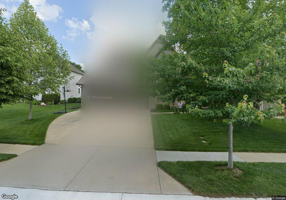 21614 W 100th St, Lenexa, KS 66220 - photo 1