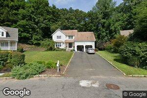 24 Delongis Ct, Sparkill, NY 10976