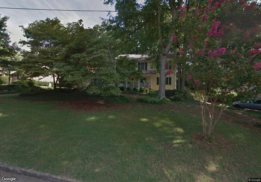 220 Bent Grass Dr, Roswell, GA 30076 - photo 1