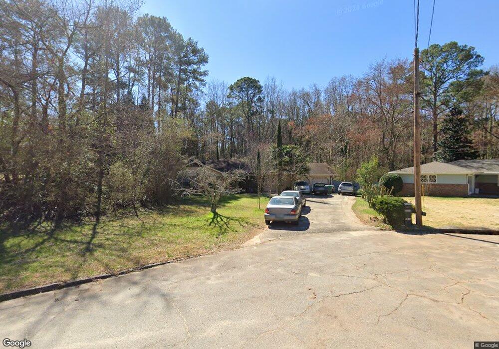 4046 Flintridge Dr, Stone Mountain, GA 30083 - photo 1