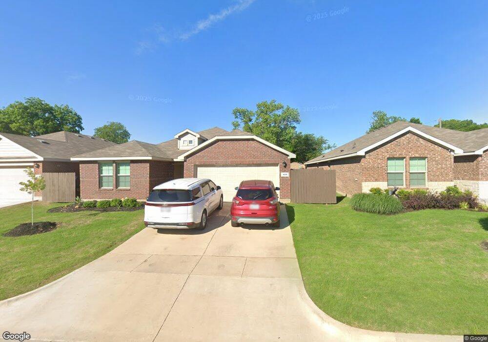 404 Hideaway Dr, Cleburne, TX 76033 - photo 1