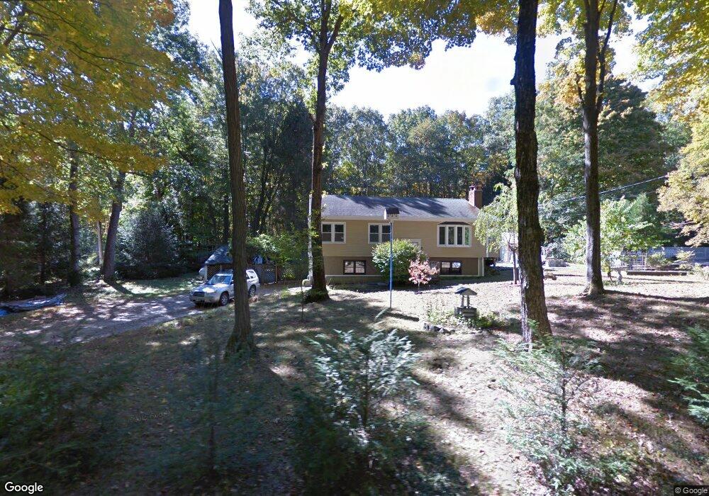 33 Gale Village Rd, Newton, NH 03858 - photo 1