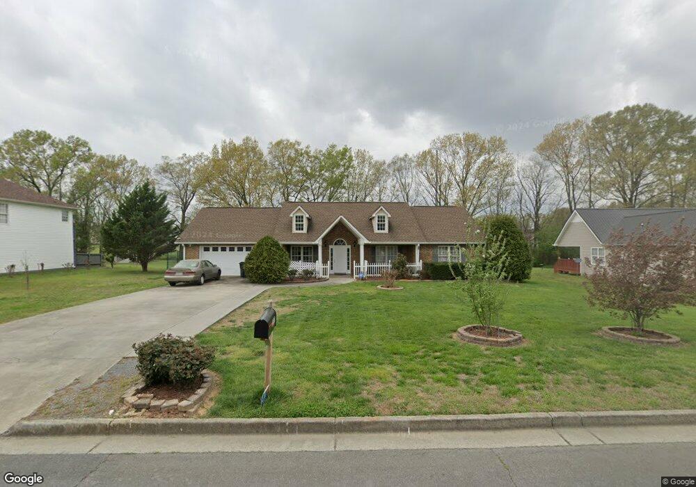 207 Larkspur Dr SW, Calhoun, GA 30701 - photo 1